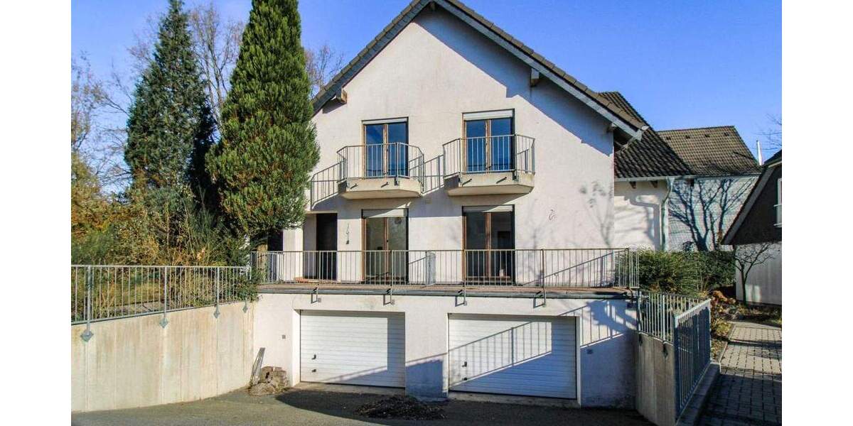 Aufgeteiltes Wohn- und Bürohaus in Sackgassenlage mit Tiefgarage und großem Naturgarten 1 zimmer