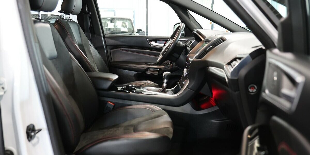 Ford S-Max 1.5 EB ST-LINE SPORT WHITE / 7-SITZER / 130.000 km 14.991 &euro; Hamm 59077