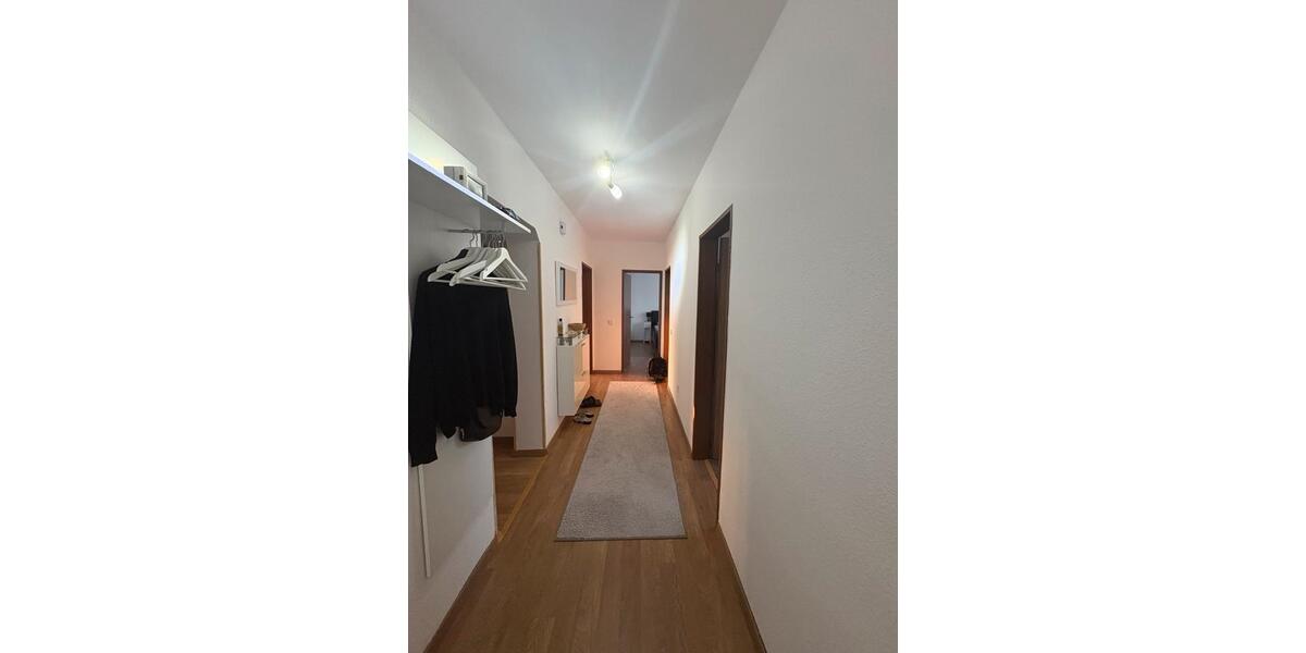 Dachgeschoßwohnung Siegburg - 4 Zimmer, 90 m&sup2;, 289.000&euro; | Angebot:27044150