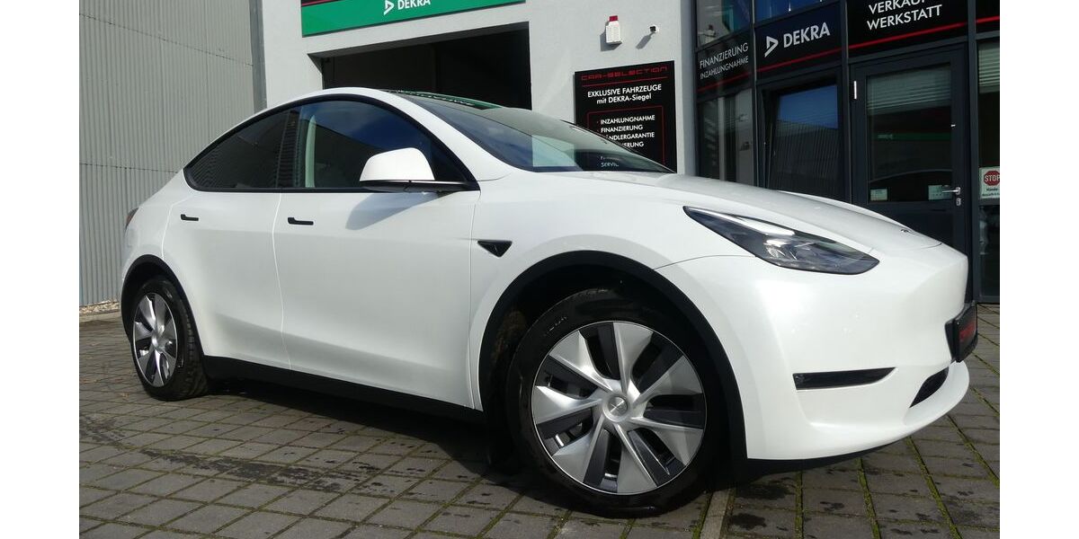 Tesla Model Y 21.312 km 37.800 &euro; Berlin 13156