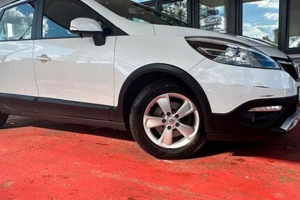 Renault Scenic 144.944 km 4.470 &euro; Fürth 90763