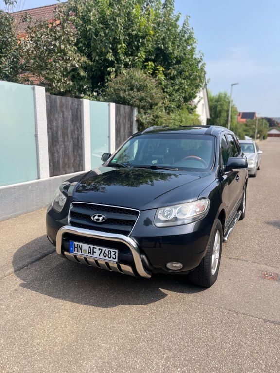 Hyundai SANTA FE 176.524 km 7.199 € Neckarsulm 74172