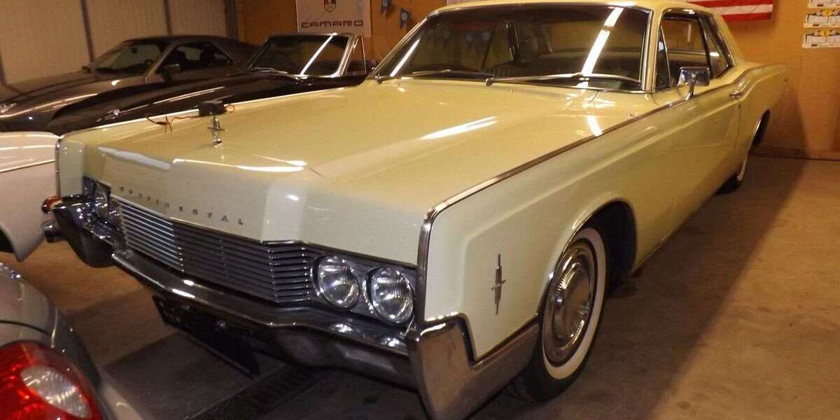 Lincoln Continental 190.000 km 28.500 &euro; Kirchheimbolanden 67292