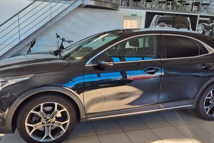 Kia XCeed 70.000 km 18.750 € Berlin 13127