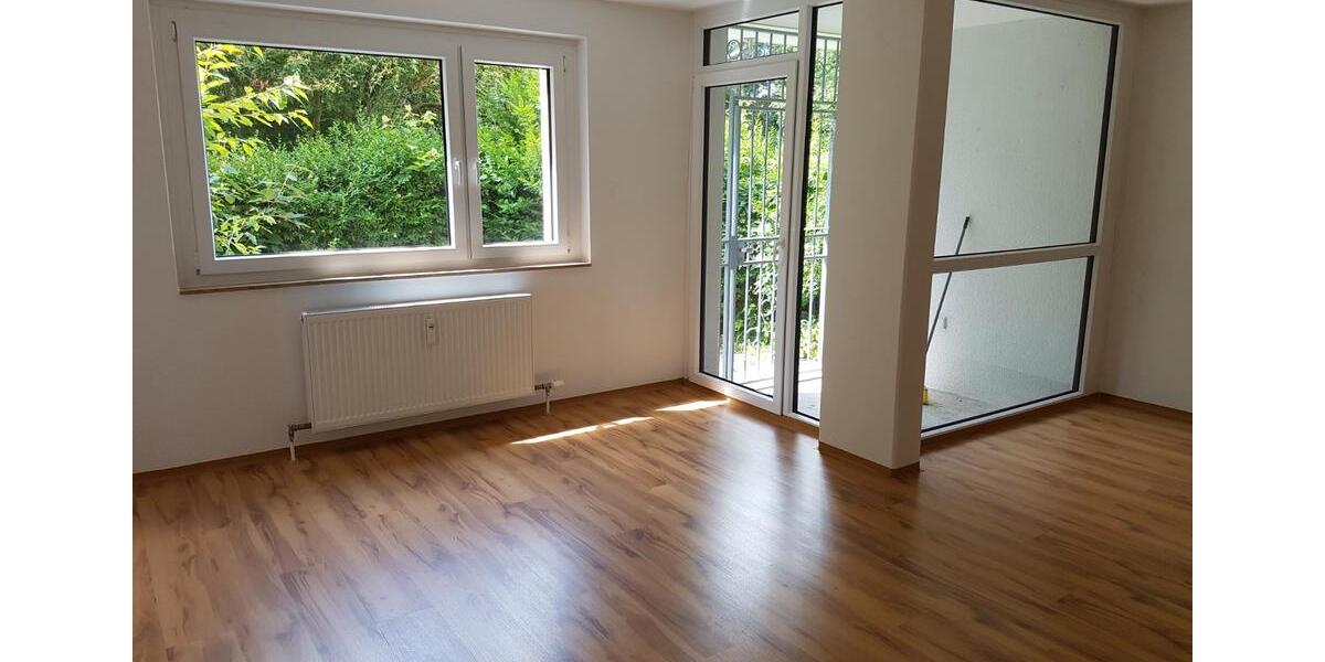 Erdgeschoßwohnung Würzburg Heuchelhof - 3 Zimmer, 80 m&sup2;, 279.000&euro; | Angebot:26393770