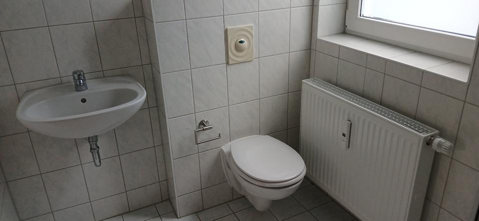 Erdgeschoßwohnung Burg - 1 Zimmer, 38 m&sup2;, 380&euro; | Angebot:26645992