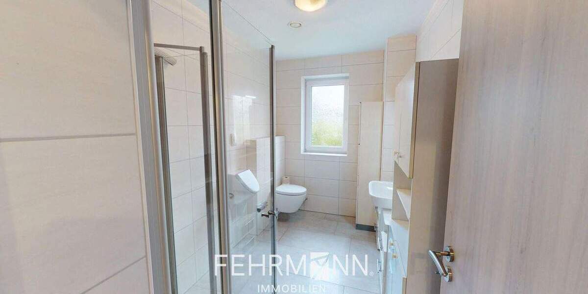Einfamilienhaus Sögel - 6 Zimmer, 259 m&sup2;, 499.000&euro; | Angebot:25770470