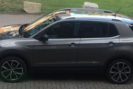 VW T-Cross 87.000 km 16.000 &euro; Duisburg 47178