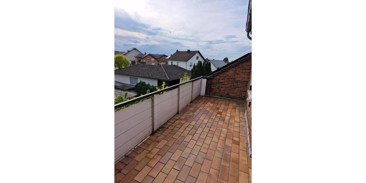 Dachgeschoßwohnung Paderborn Elsen - 3 Zimmer, 94 m&sup2;, 900&euro; | Angebot:26408125