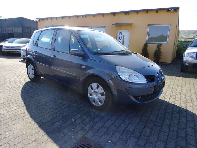Renault Scenic 185.000 km 1.999 € Würzburg 97084
