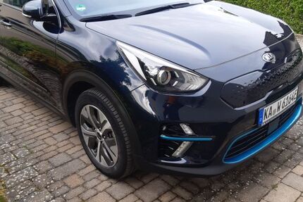 Kia Niro 78.000 km 18.000 &euro; Bruchsal 76646