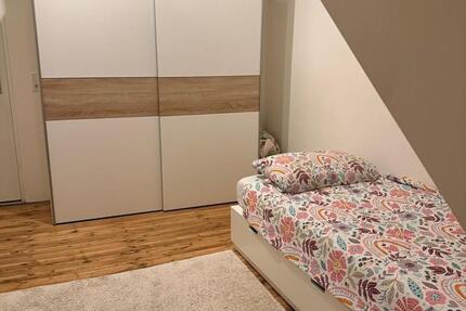 Wohnung Mannheim Niederfeld - 5 Zimmer, 12 m&sup2;, 390&euro; | Angebot:24963499