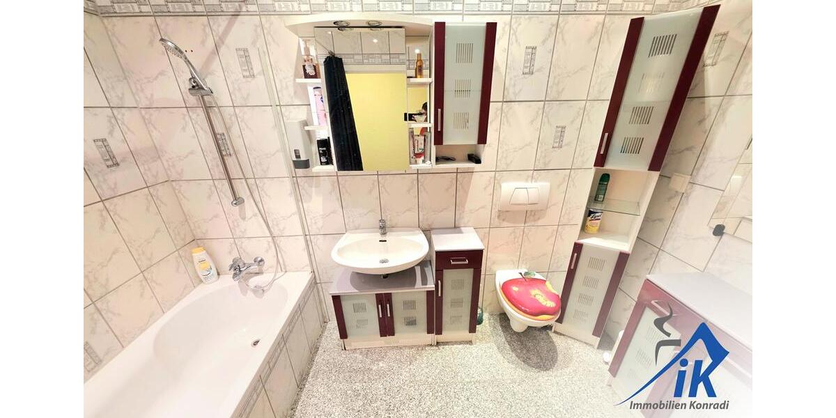 Etagenwohnung Landstuhl - 4 Zimmer, 122 m&sup2;, 1.300&euro; | Angebot:26713762