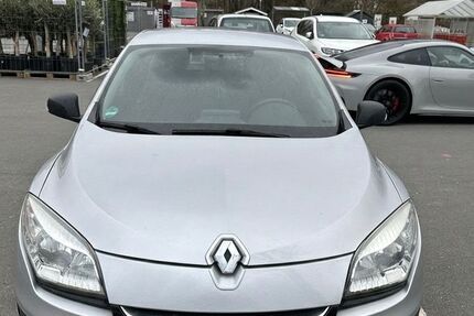 Renault Megane 66.000 km 6.100 &euro; Bochum 44807