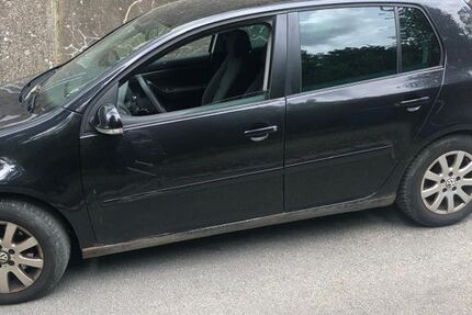 VW Golf 223.800 km 1.999 &euro; Oberndorf 78727