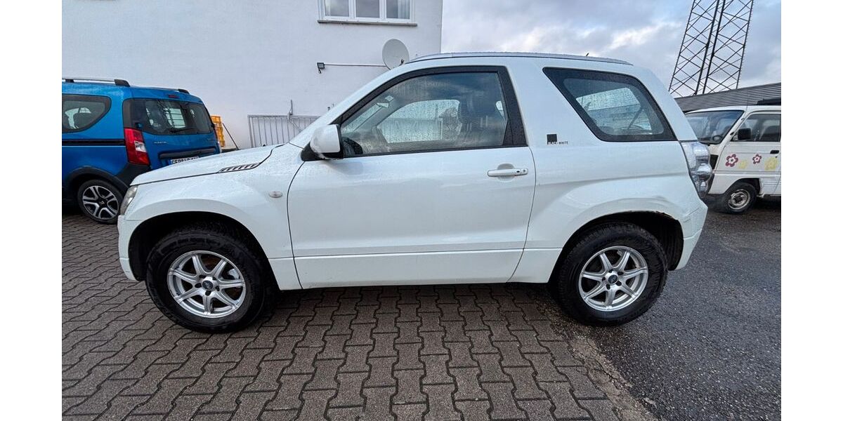 Suzuki Grand Vitara 144.000 km 4.998 &euro; Karlsruhe 76189