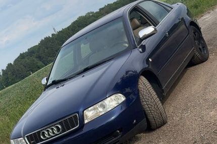 Audi A4 264.000 km 2.000 &euro; Pronstorf 23820