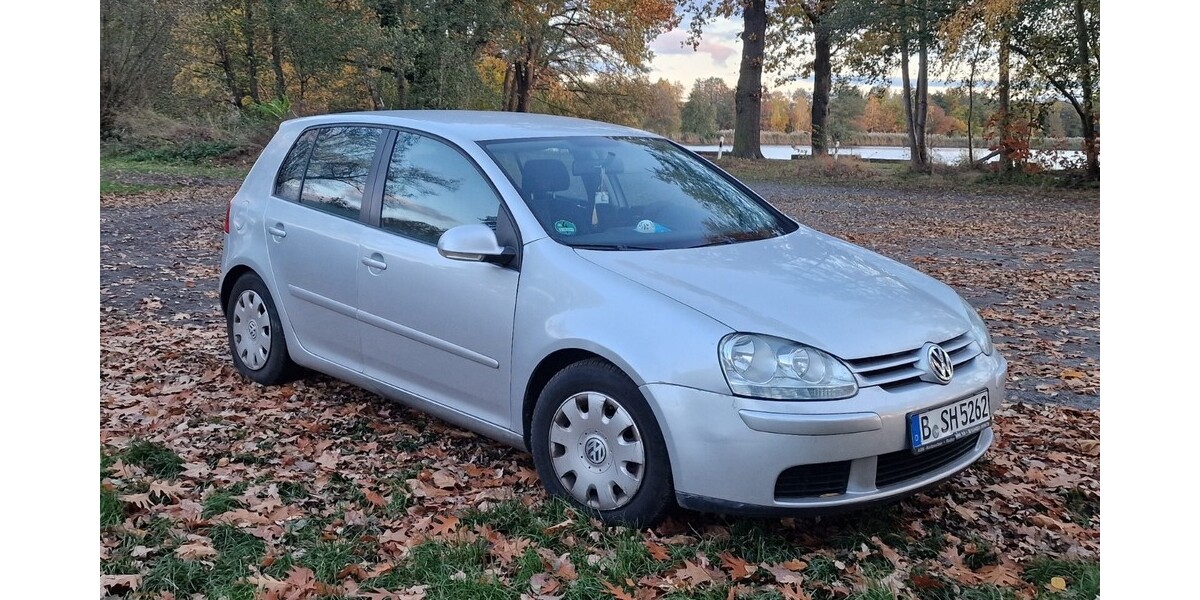 VW Golf V 122.000 km 5.000 € Berlin 10178