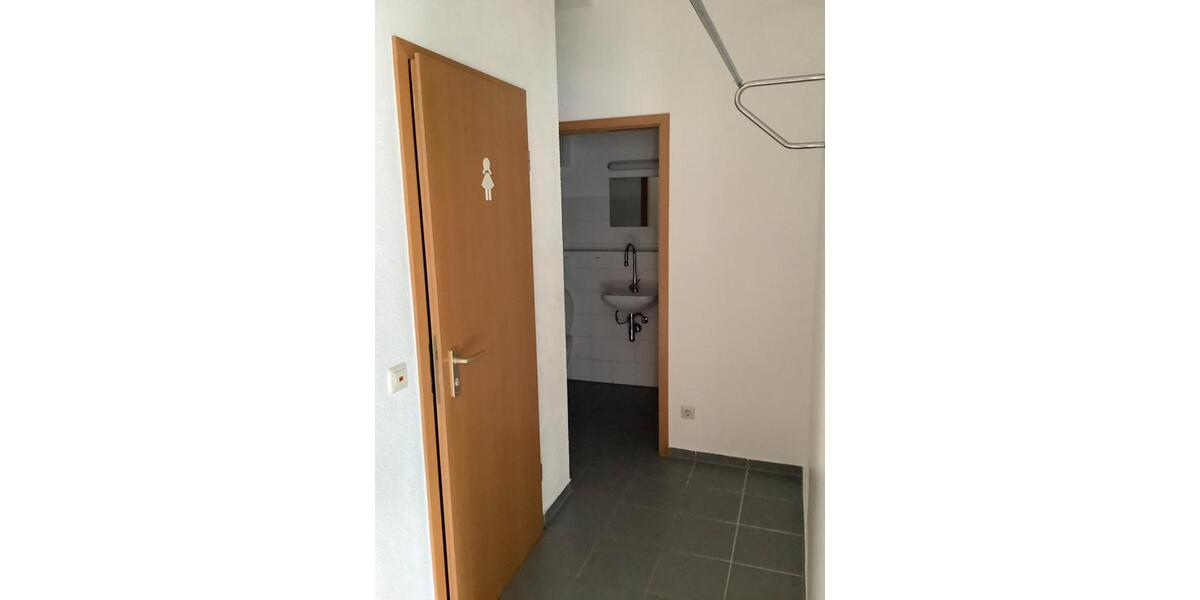 Gewerbeobjekt Nürtingen - 1.000&euro; | Angebot:25989929