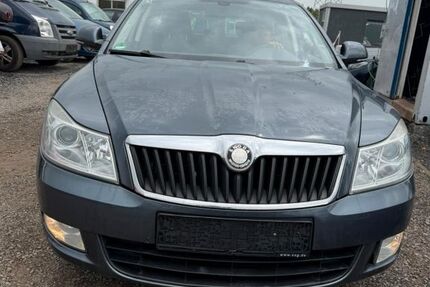 Skoda Octavia 284.239 km 2.995 &euro; Berlin 15831