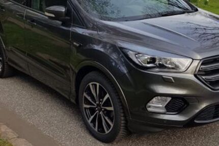 Ford Kuga 55.000 km 19.200 &euro; Hamburg 22177
