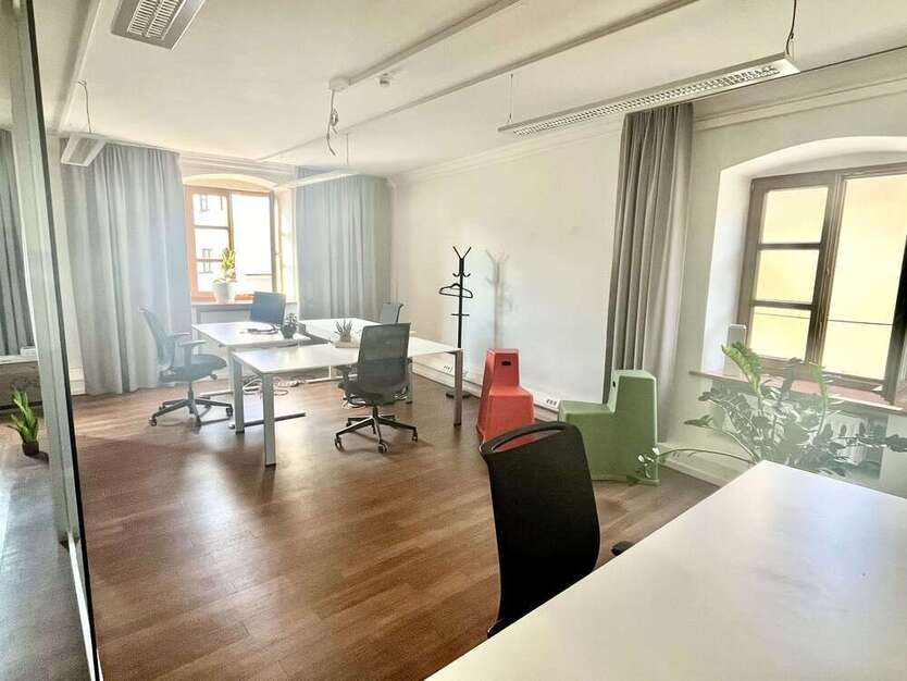 Büro in Grafing 2.250 € 34 m²