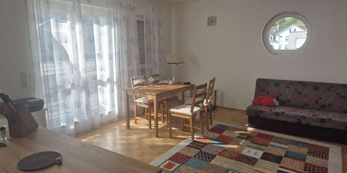 Etagenwohnung Esslingen Innenstadt - 2 Zimmer, 63 m&sup2;, 820&euro; | Angebot:27125831