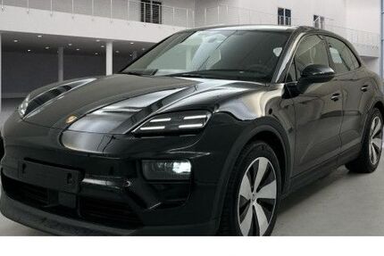 Porsche Macan 18.379 km 75.890 € Wolfsburg 38440