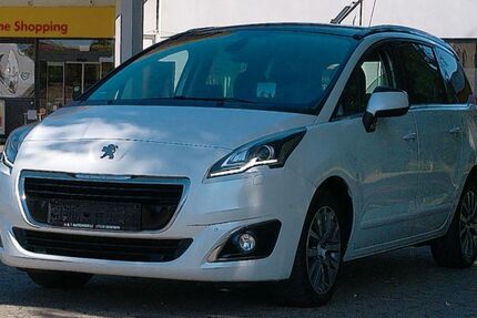 Peugeot 5008 132.000 km 9.499 &euro; Demmin 17109