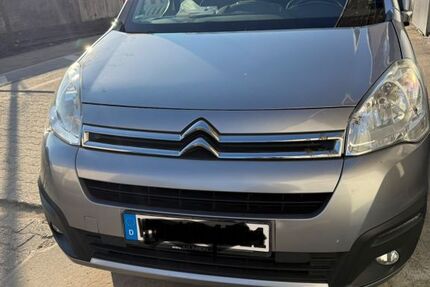 Citroen Berlingo 103.000 km 10.800 &euro; Frankfurt am Main 60316
