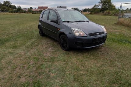 Ford Fiesta 140.000 km 2.999 &euro; Nuthe-Urstromtal 14947