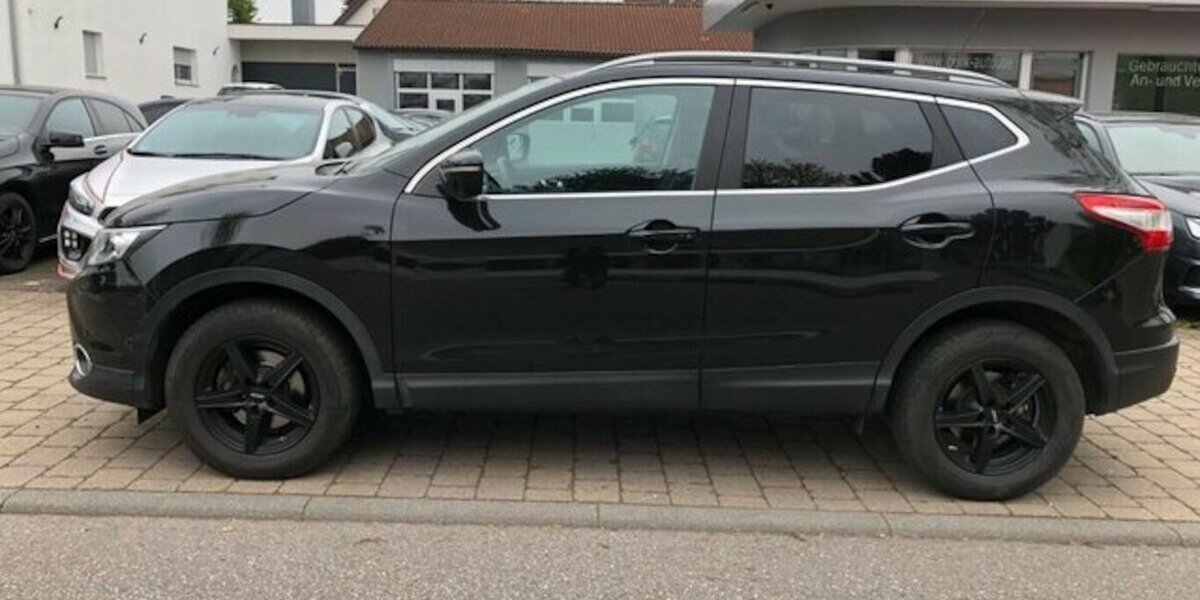 Nissan Qashqai 1.6 dCi Tekna 132.000 km 7.500 &euro; Neckarsulm 74172