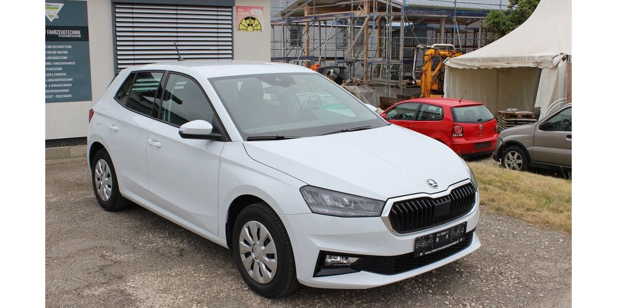 Skoda Fabia 6.400 km 18.190 &euro; Altheim (Alb) 89174