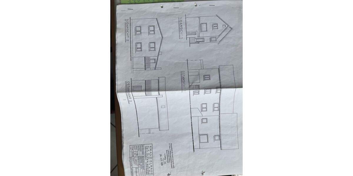 Mehrfamilienhaus, Wohnhaus Buseck Alten-Buseck - 7 Zimmer, 280 m&sup2;, 309.000&euro; | Angebot:25782526
