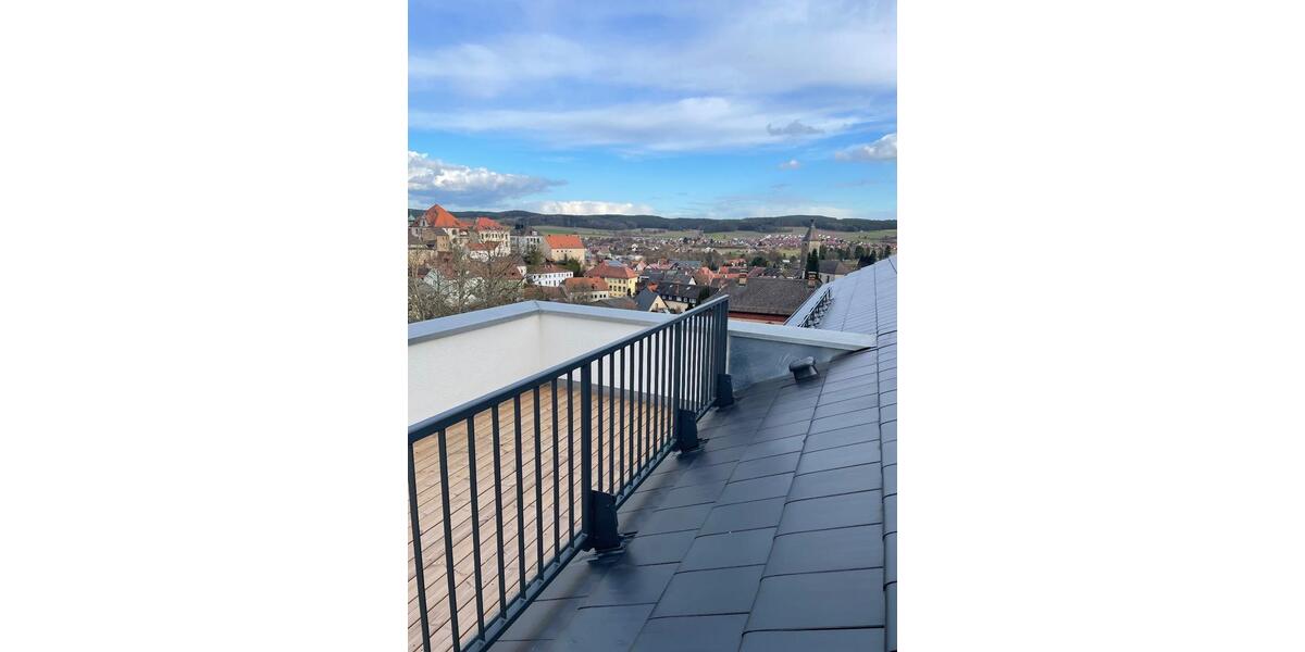 Dachgeschoßwohnung Nabburg - 2 Zimmer, 81 m&sup2;, 800&euro; | Angebot:25353313