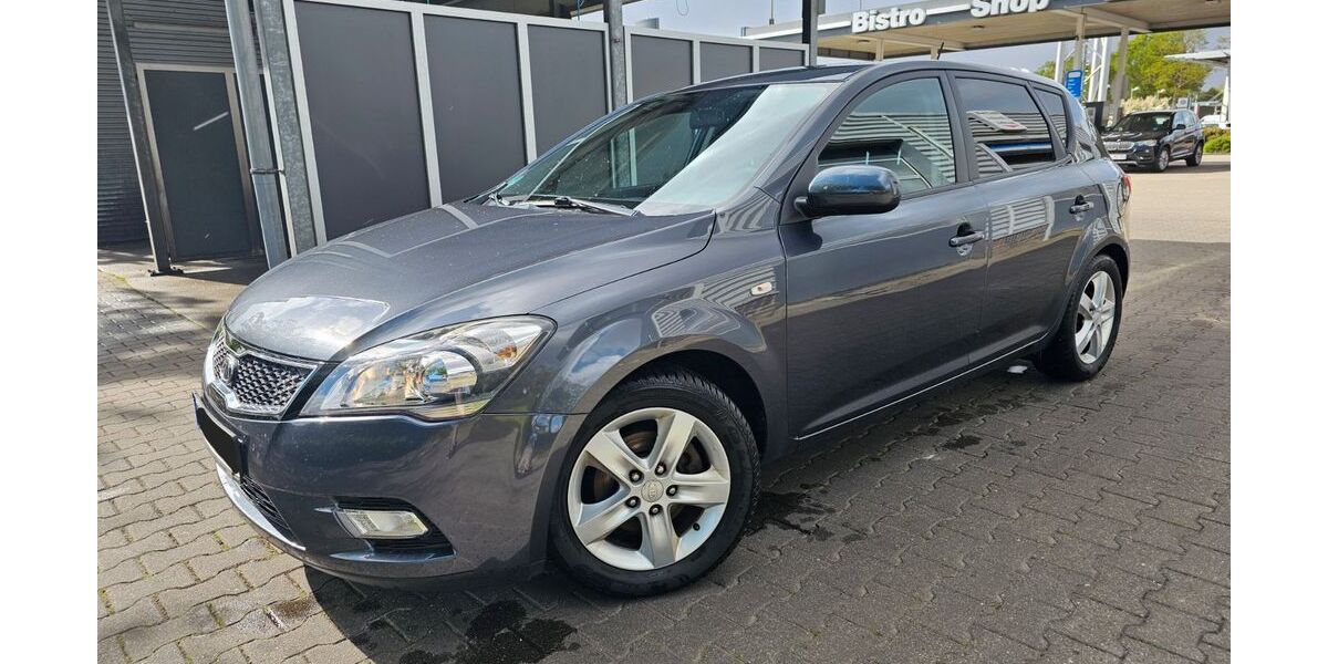 Kia ceed / Ceed 164.000 km 4.400 &euro; Haren 49733