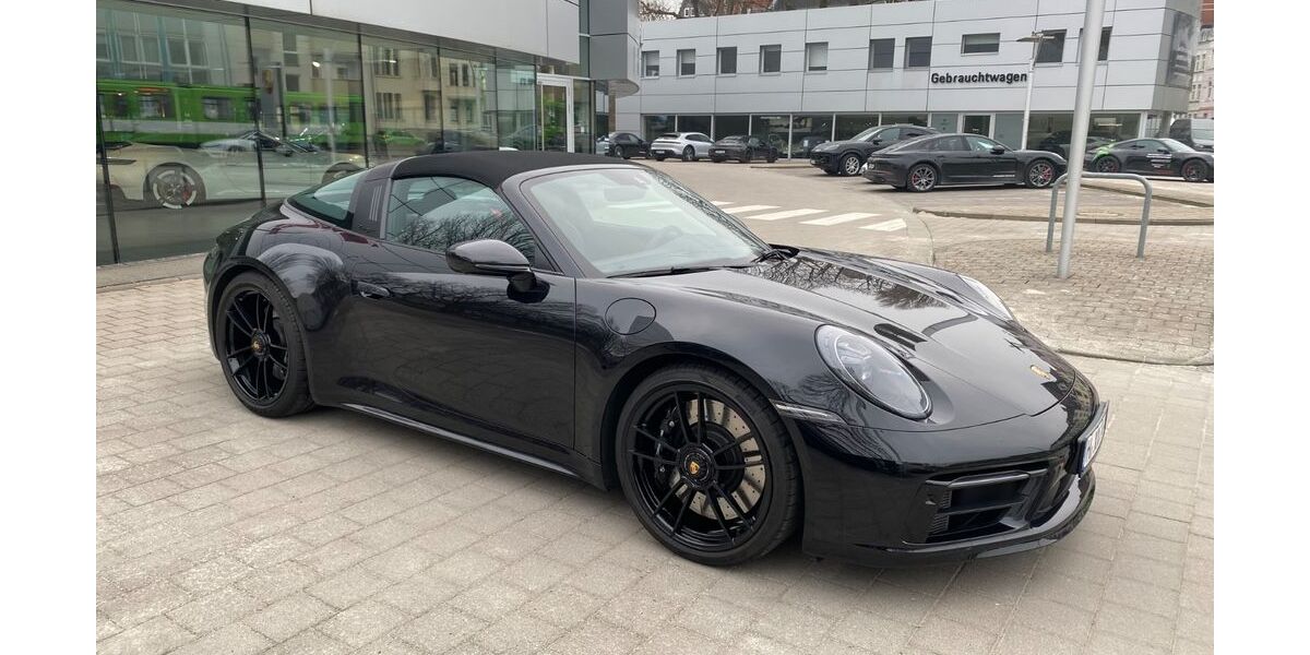 Porsche 992 7.900 km 182.500 &euro; Burgwedel 30938