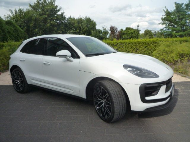 Porsche Macan 9.999 km 89.700 € Bad Malente 23714