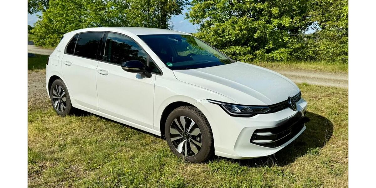 VW Golf 9.990 km 22.500 &euro; Cremlingen 38162