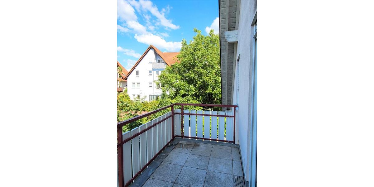 Dachgeschoßwohnung Kupferzell - 2.5 Zimmer, 66 m&sup2;, 168.000&euro; | Angebot:26935221
