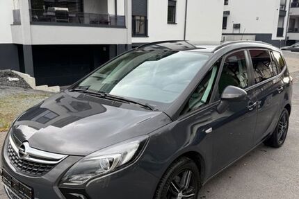 Opel Zafira 166.000 km 6.500 &euro; Frickhofen / Dornburg 65599