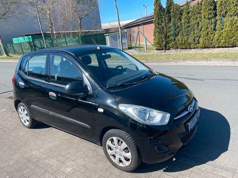 i10