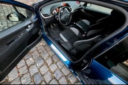 Peugeot 207 117.000 km 2.000 &euro; Grimma 04668