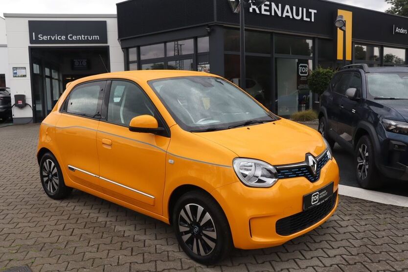 Renault Twingo 23.305 km 11.900 € Dresden 01097