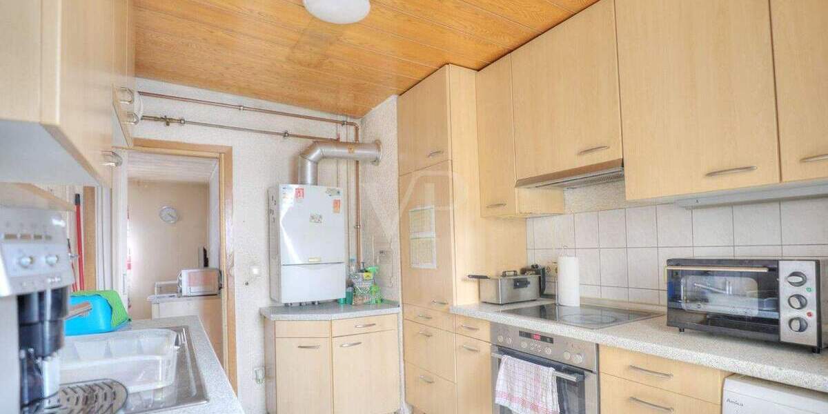 Mehrfamilienhaus, Wohnhaus Heilbronn / Böckingen Böckingen - 9 Zimmer, 160 m&sup2;, 385.000&euro; | Angebot:25775712