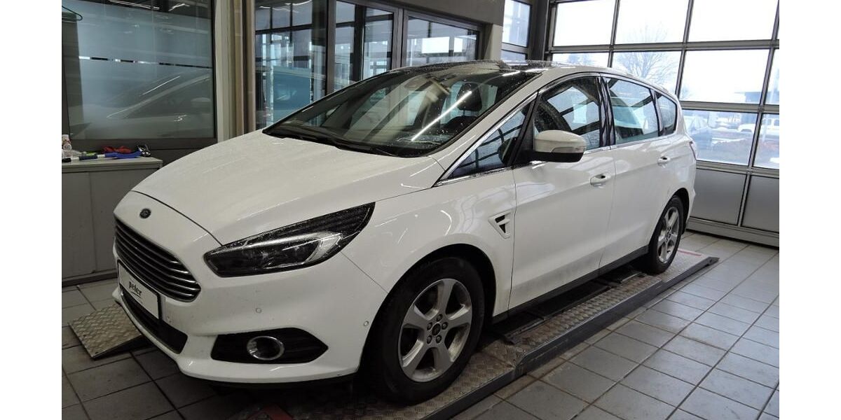 Ford S-Max 131.398 km 13.810 &euro; Nordhausen 99734