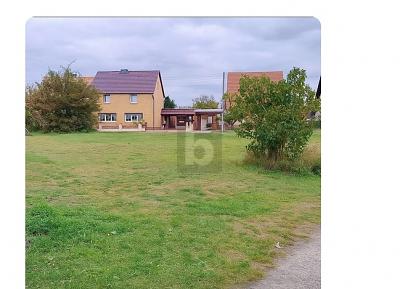 BAUGRUNDSTÜCK IN TOLLER LAGE - HAUPTSTADTNAH - Grundstück Britz | Angebot:27359408