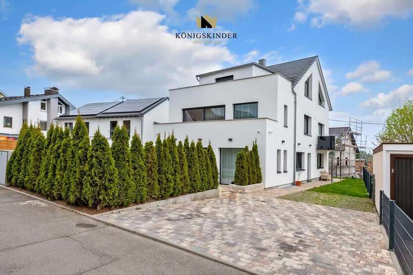 Haus zum Kaufen in Stuttgart 1.950.000 € 390 m²