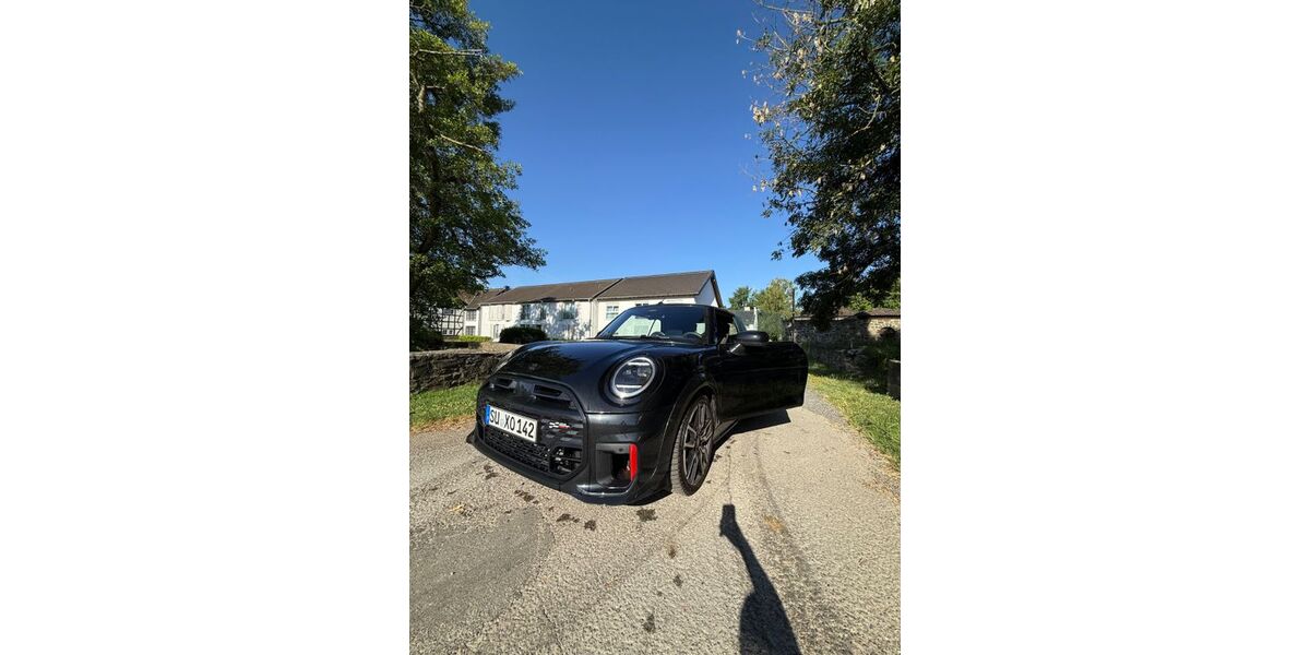 Mini John Cooper Works Cabrio 3.000 km 39.900 &euro; Hennef 53773