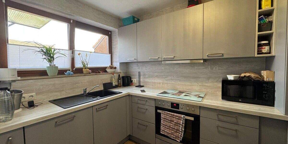 Reihenmittelhaus Schönberg - 6 Zimmer, 120 m&sup2;, 1.250&euro; | Angebot:25523411